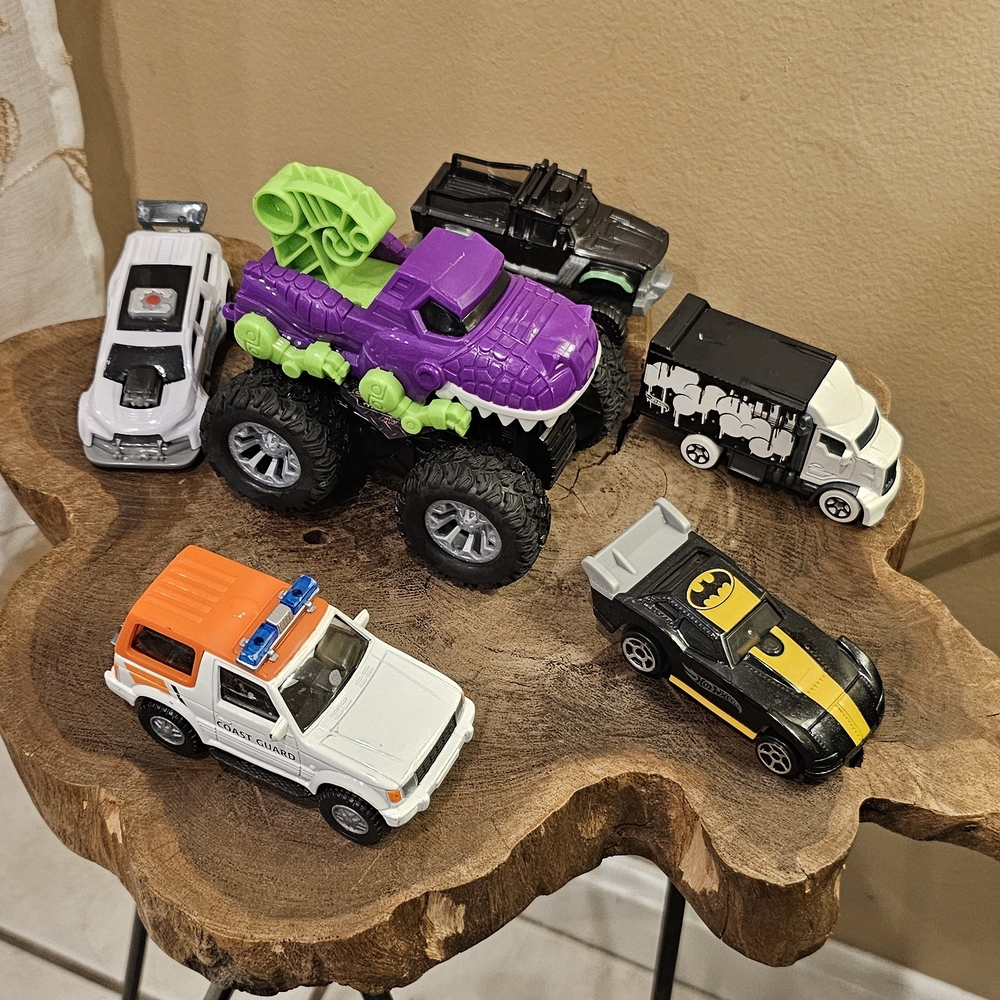 Batman,Hot Wheels & Monster Truck Bundle